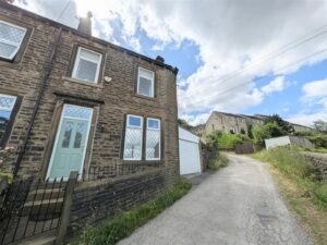 Carrs Road, Marsden, Huddersfield HD7 6JQ