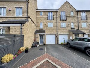 Hanby Close, Fenay Bridge, Huddersfield, HD8 0FZ