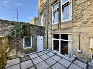 Knowl Road, Golcar, Huddersfield, HD7 4AN