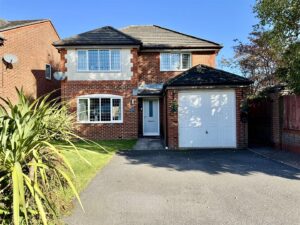 Shuttle Eye Way, Grange Moor, WF4 4UN