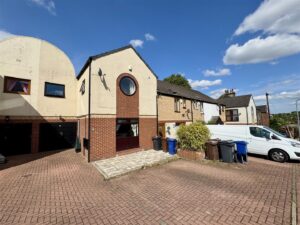 Osborne Mews, Barnsley, S70 1UU