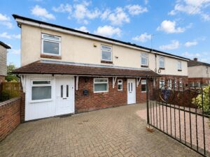 Ridings Avenue, Smithies, Barnsley S71 2AT