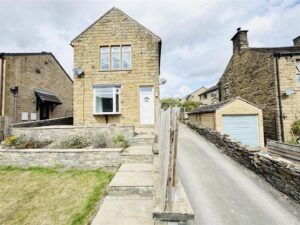Croft Head, Skelmanthorpe, HD8 9EB