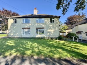 Daw Royds, Almondbury, Huddersfield, HD5 8SN