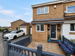 Maythorne Close, Staincross, Barnsley,S75 6PF