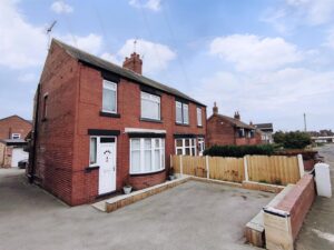Cross Lane, Royston, Barnsley, S71 4AT