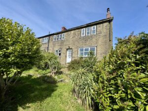 The Village, Thurstonland, Huddersfield, HD4 6XX