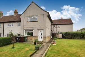 Highcroft Crescent, Almondbury, Huddersfield, HD5 8NF