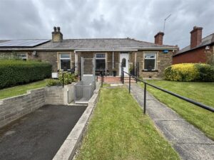 Rawthorpe Lane, Huddersfield, HD5 9NT