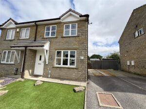 Hawthorne Way, Shelley, Huddersfield, HD8 8PZ
