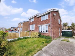 Austwick Close, Mapplewell, Barnsley, S75 5QF