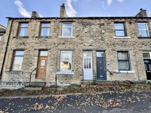 Brick Bank, Almondbury, Huddersfield, HD5 8RU