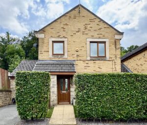 Greenlea Court, Dalton, Huddersfield, HD5 8QB
