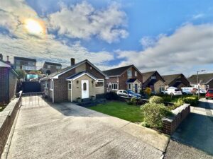 Kingsway, Mapplewell, Barnsley, S75 6EU