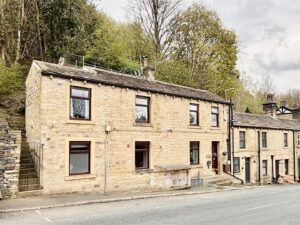 Station Road, Holmfirth,HD9 1AE