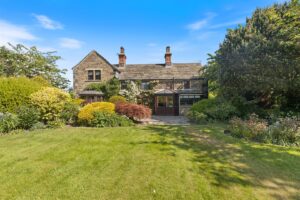Hollyhock Cottage, Raw Green, Cawthorne, Barnsley, S75 4AW