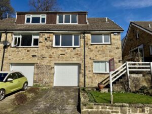 Deadmanstone, Berry Brow, Huddersfield, HD4 7QQ