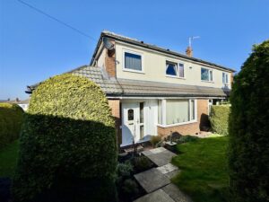 Greenside Avenue, Waterloo, Huddersfield, HD5 8QQ