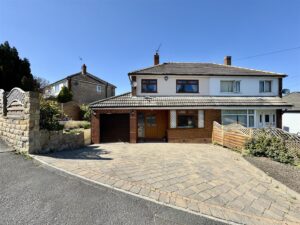 Greenside Avenue, Waterloo, Huddersfield, HD5 8QQ