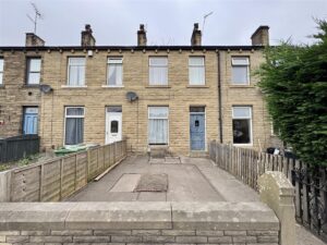 Leeds Road, Huddersfield, HD2 1XT