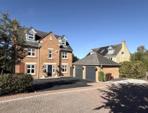 Henry Moore Court, Woolley Grange, Barnsley, S75 5QS