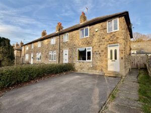 Oakes Avenue, Brockholes, Holmfirth, HD9 7EE