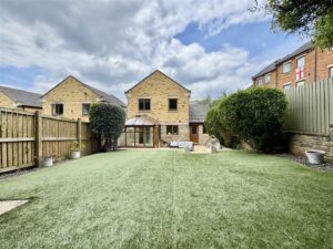 Greenlea Court, Dalton, Huddersfield, HD5 8QB