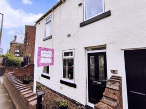 Towngate, Mapplewell, Barnsley, S75 6AT