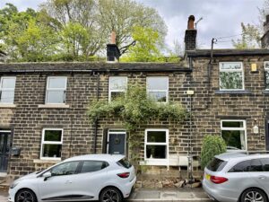 Sheffield Road, New Mill, Holmfirth, HD9 7EX