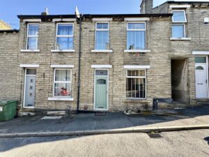 Rothwell Street, Moldgreen, Huddersfield, HD5 8DH