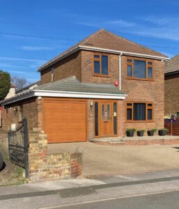 Woodlands Road, Lepton, Huddersfield, HD8 0HT