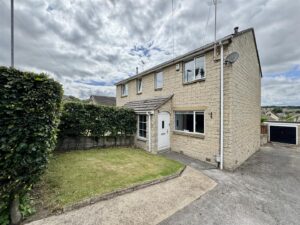 Chaucer Close, Honley, Holmfirth, HD9 6EN