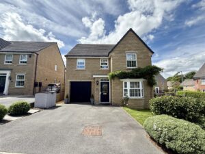 Paddock Way, Skelmanthorpe, Huddersfield HD8 9GW