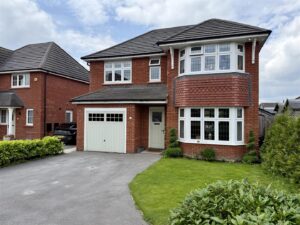 Primrose Drive, Kirkburton, Huddersfield, HD8 0ZG