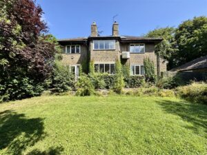 Kaye Lane, Almondbury, HD5 8XT
