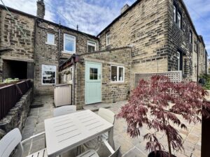 Scar Lane, Golcar, Huddersfield, HD7 4AR