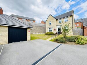 Grange Ash Close, Flockton, Wakefield WF4 4FF