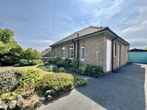 Kaye Lane, Almondbury, Huddersfield, HD5 8XP
